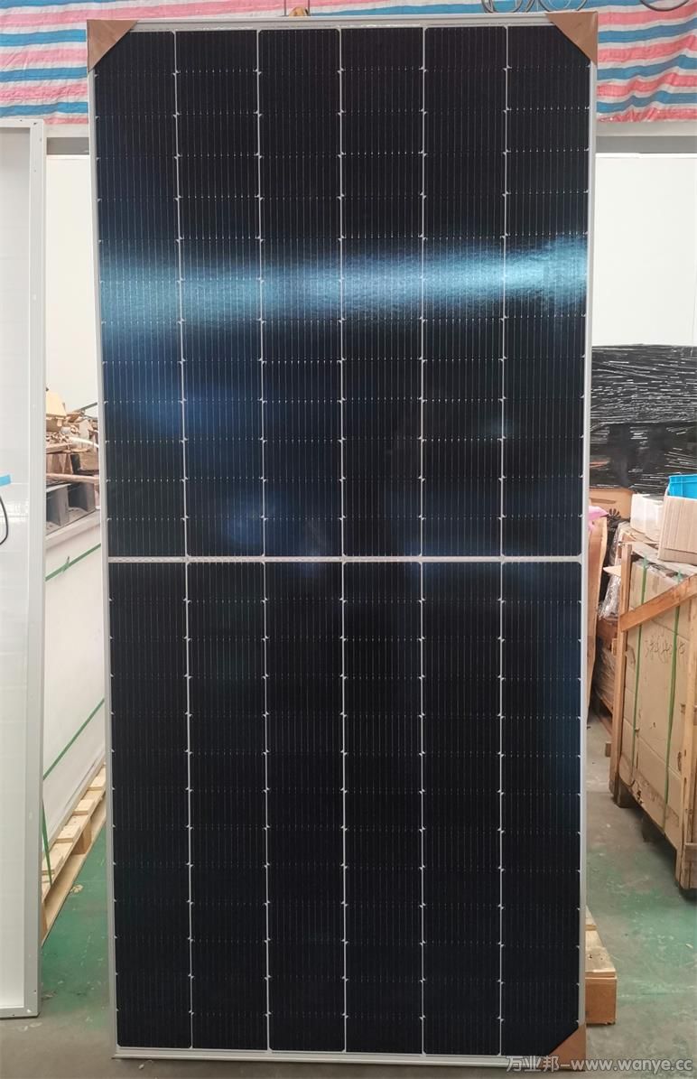 韩华单晶585瓦太阳能电池板光伏发电/